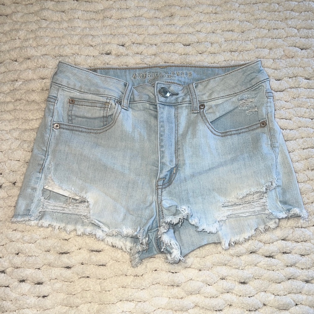 American Eagle light wash denim shorts